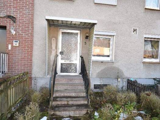 Reihenmittelhaus zum Kauf 80.000 € 4,5 Zimmer 70 m² 159 m² Grundstück Bodenteich Bad Bodenteich 29389