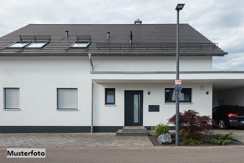 Einfamilienhaus zum Kauf 810.000 € 5 Zimmer 115 m²<br/>Wohnfläche 1.942 m²<br/>Grundstück Eiche Potsdam 14469