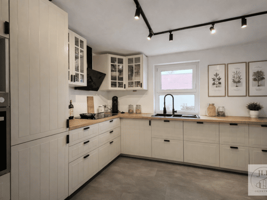 Haus zum Kauf 314.000 € 5 Zimmer 130 m² 1.179 m² Grundstück frei ab sofort Pochraer Straße 42 Pochra Riesa 01591