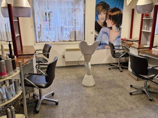 Laden zur Miete 420 € 10 Zimmer 70 m² Verkaufsfläche Lavamünd Lavamünd 9473