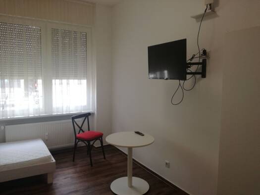 Studio zur Miete Wohnen auf Zeit 530 € 20 m² frei ab 15.01.2026 Neu-Isenburg 63263