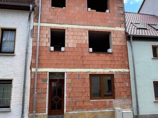 Reihenmittelhaus zum Kauf provisionsfrei 35.000 € 5 Zimmer 127 m² 89 m² Grundstück Bad Sulza 99518