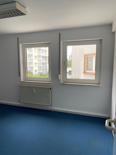 Büro-/Praxisfläche zur Miete provisionsfrei 980 € 195,7 m² Bürofläche Bismarckstraße Rochlitz Rochlitz 09306