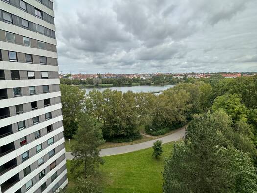 Wohnung zur Miete 460 € 1 Zimmer 28 m² Geschoss 8/14 frei ab 01.05.2026 Norikerstraße 19 Tullnau Nürnberg 90402