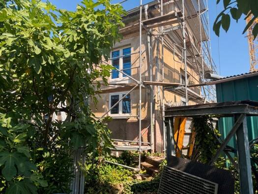 Mehrfamilienhaus zur Versteigerung 375.000 € 5 Zimmer 135 m² 1.498 m² Grundstück West Ludwigshafen am Rhein 67059