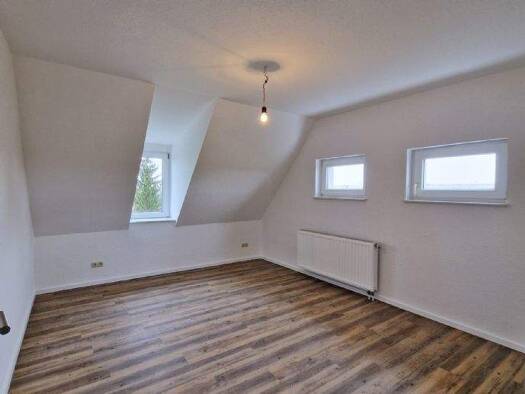 Wohnung zur Miete 295 € 2 Zimmer 55,9 m² 2. Geschoss frei ab sofort Kroptewitz 71 Kroptewitz Leisnig 04703