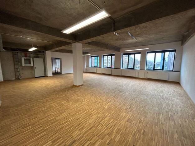Bürofläche zur Miete provisionsfrei 251 m² Bürofläche teilbar ab 210,1 m² Linden-Süd Hannover 30449