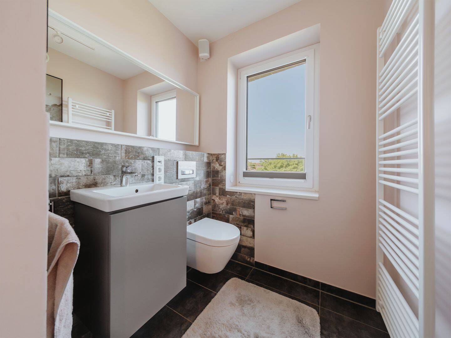 Property thumbnail 28