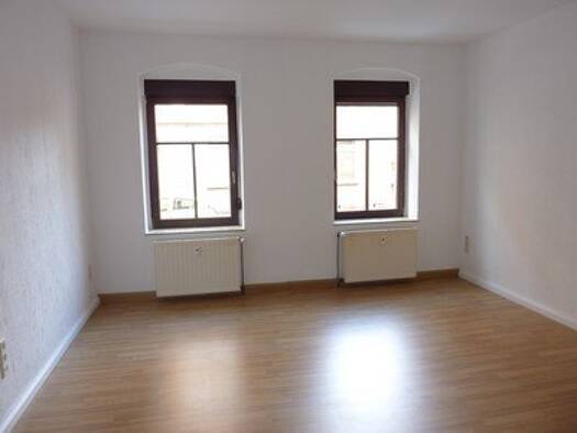 Wohnung zur Miete 320 € 3 Zimmer 60 m² EG frei ab sofort Mittelstraße 3 Zeitz 06712