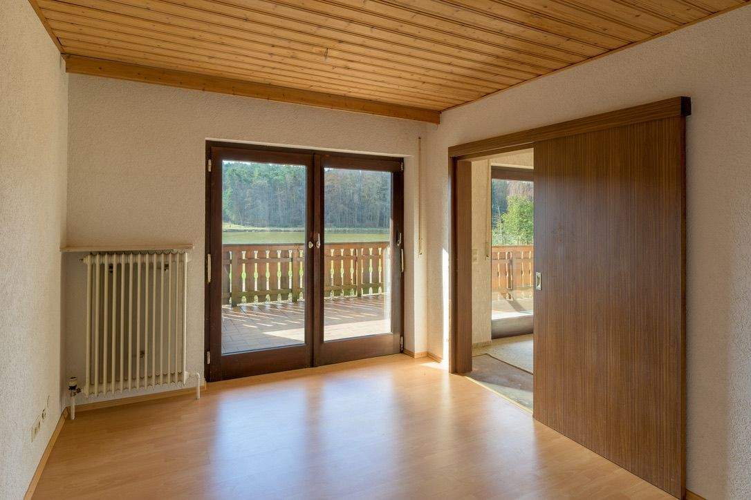 Immobilie in Weisendorf - Unverbaubarer Blick ins Grüne auf großem Grundstück - Bild 4