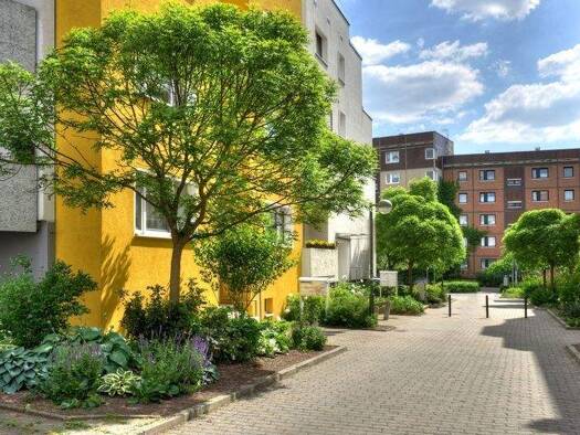 Wohnung zur Miete 303 € 1 Zimmer 35,1 m² 4. Geschoss frei ab 01.03.2026 Kleine Wallstraße 3 Innenstadt Halle 06108