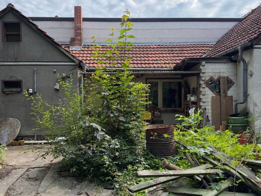 Mehrfamilienhaus zum Kauf 379.000 € 6 Zimmer 150 m² 1.200 m² Grundstück frei ab sofort Stadtrandsiedlung Malchow Pankow 13088