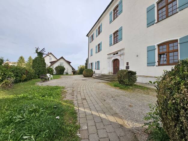Wohnung zur Miete 799 € 2,5 Zimmer 96 m² 3. Geschoss frei ab 01.10.2026 Öpfingen 89614