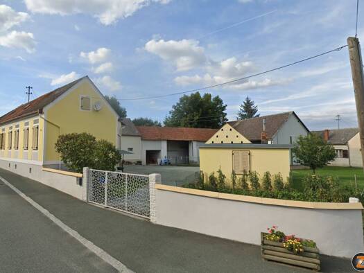 Bauernhaus zum Kauf 163.000 € 3 Zimmer 100 m² 1.372 m² Grundstück Burg 7473