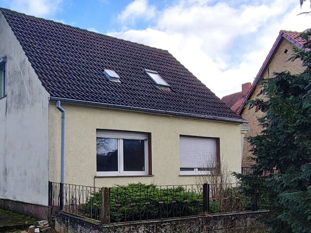 Einfamilienhaus zum Kauf 95.000 € 4 Zimmer 73 m² 877 m² Grundstück Neuenhagen Bad Freienwalde (Oder) 16259