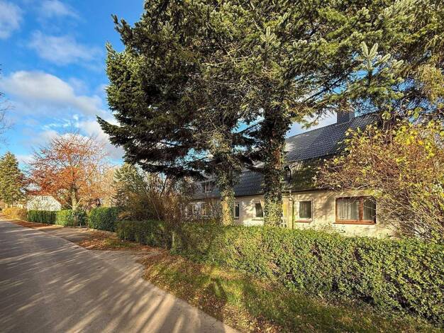 Doppelhaushälfte zum Kauf 197.000 € 6 Zimmer 169 m² 1.337 m² Grundstück Dörphof 24398