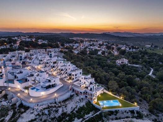 Haus zum Kauf 1.250.000 € 197 m² 500 m² Grundstück San Miguel de Salinas 03193