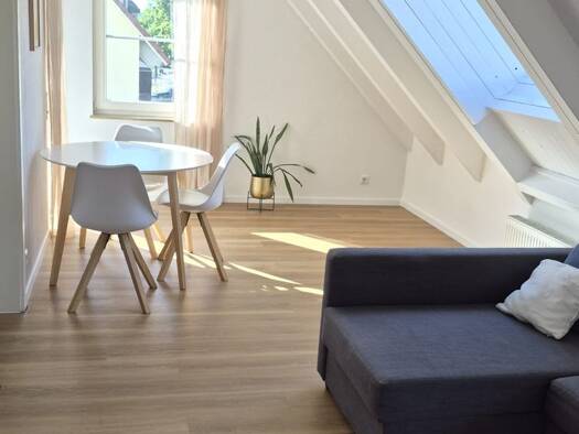 Wohnung zum Kauf provisionsfrei 200.000 € 2 Zimmer 52,7 m² Geschoss 2/3 frei ab sofort Buhlstraße 8 Beutelsbach Weinstadt 71384
