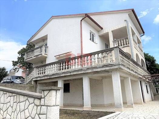 Einfamilienhaus zum Kauf 479.000 € 6 Zimmer 300 m² Novi Vinodolski 51250