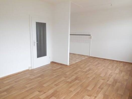 Wohnung zur Miete 329 € 3 Zimmer 56,7 m² 3. Geschoss Schützenstraße 15 Innenstadt Dessau-Roßlau 06842