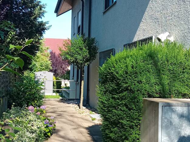 Wohnung zum Kauf 330.000 € 3,5 Zimmer 93 m² Höfingen Leonberg 71229