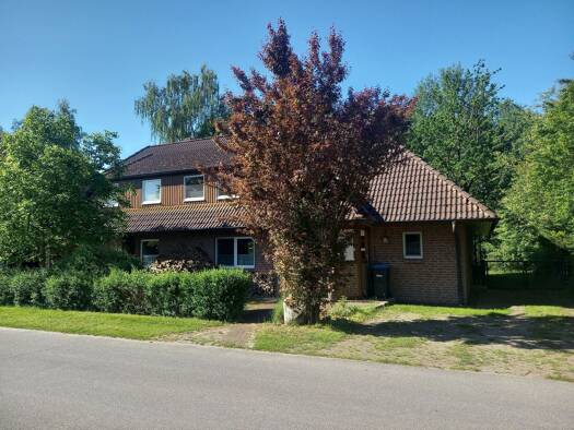 Mehrfamilienhaus zum Kauf provisionsfrei 595.000 € 13 Zimmer 334 m² 1.416 m² Grundstück frei ab sofort Hittbergen Hittbergen 21522