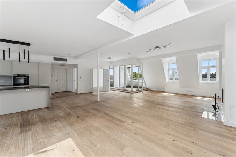 Wohnung zum Kauf 1.800.000 € 5 Zimmer 190 m²<br/>Wohnfläche Charlottenburg Berlin 10719