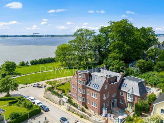 Penthouse zum Kauf - Erstbezug 5 Zimmer 272 m² 2. Geschoss Blankenese Altona 22587