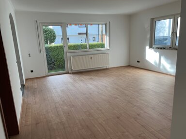 Wohnung zur Miete 690 € 2 Zimmer 68 m² EG frei ab sofort Weiherhof Zirndorf 90513