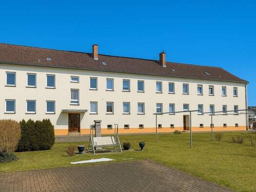 Wohnung zum Kauf 49.000 € 3 Zimmer 62 m² EG Oppurg 07381