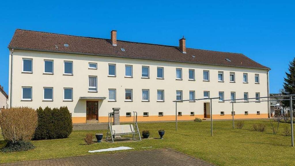 Wohnung zum Kauf 49.000 € 3 Zimmer 62 m² EG Oppurg 07381