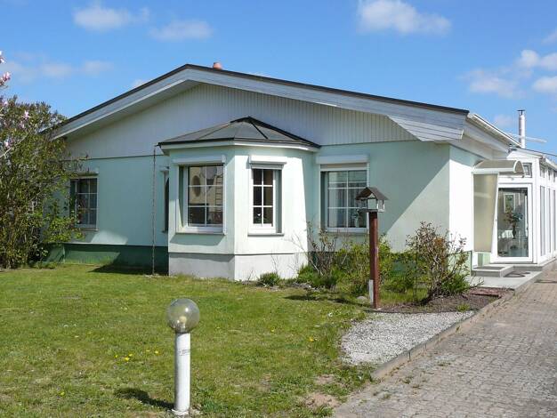 Einfamilienhaus zum Kauf provisionsfrei 399.000 € 6,5 Zimmer 240 m² 1.660 m² Grundstück frei ab 01.08.2026 Vorbecker Landweg 25 Schwaan 18258