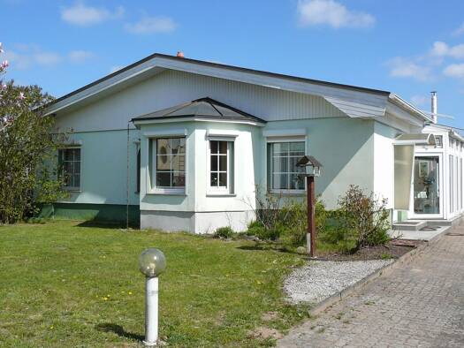 Einfamilienhaus zum Kauf provisionsfrei 370.000 € 6,5 Zimmer 240 m² 1.660 m² Grundstück frei ab sofort Vorbecker Landweg 25 Schwaan Schwaan 18258