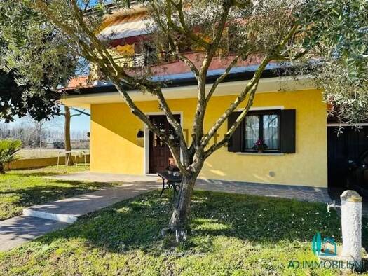Einfamilienhaus zum Kauf 249.000 € 6 Zimmer 140 m² Caorle 30021