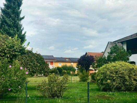 Doppelhaushälfte zum Kauf - Erstbezug provisionsfrei 1.193.000 € 4,5 Zimmer 135 m² 344 m² Grundstück frei ab sofort Am Anger Gilching 82205