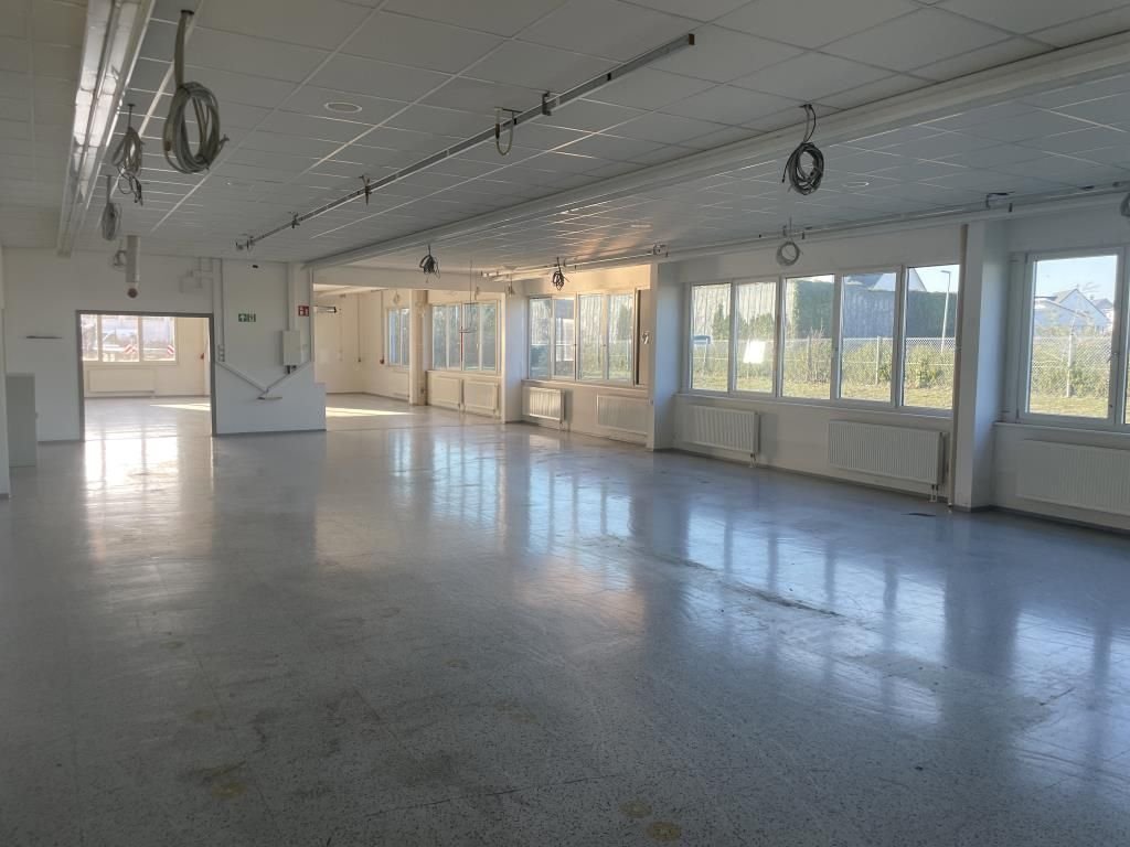 Produktionshalle zur Miete 5.600 € 670 m²<br/>Lagerfläche ab 670 m²<br/>Teilbarkeit Zeckern Hemhofen 91334