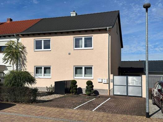 Einfamilienhaus zum Kauf 549.000 € 5 Zimmer 162,4 m² 371 m² Grundstück Hockenheim 68766