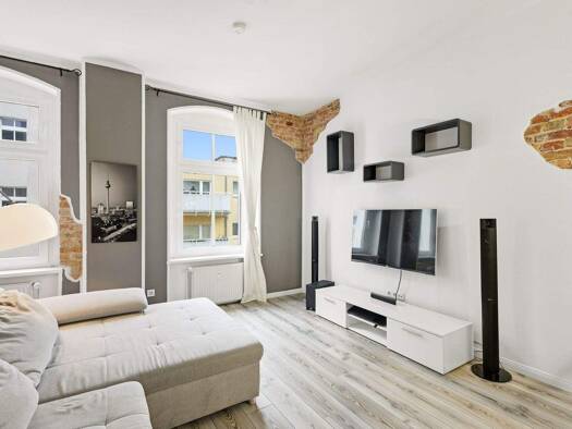Wohnung zur Miete 1.000 € 2 Zimmer 55,3 m² 3. Geschoss frei ab sofort Moabit Berlin 10557