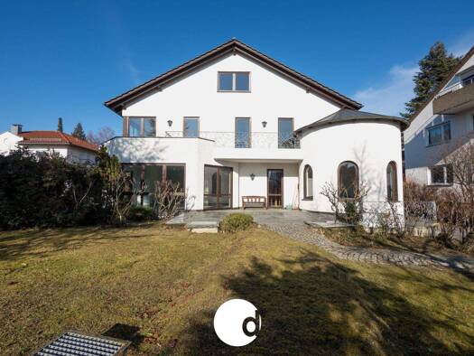 Einfamilienhaus zur Miete 3.900 € 8 Zimmer 301 m² 1.308 m² Grundstück Bad Cannstatt Stuttgart 70374