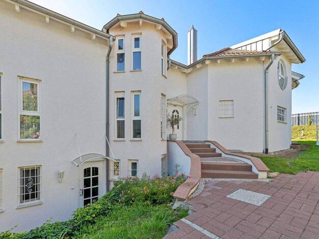 Villa zum Kauf provisionsfrei 1.879.000 € 8 Zimmer 408 m² 1.470 m² Grundstück Eppingen 75031