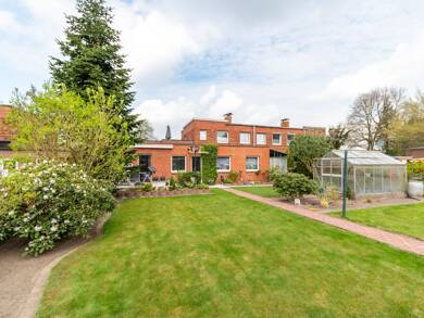 Reihenmittelhaus zum Kauf 415.000 € 9 Zimmer 198 m² 748 m² Grundstück St. Lorenz Nord Lübeck 23552