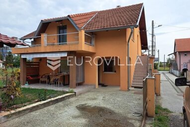 Haus zum Kauf 315.000 € 4 Zimmer 311 m² Novi Zagreb - west 10000