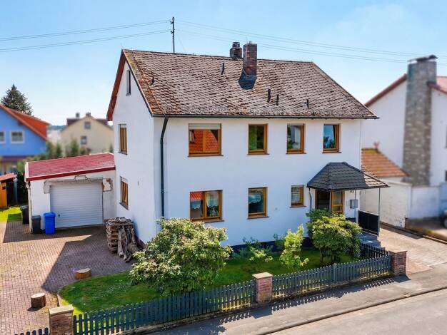 Haus zum Kauf 298.000 € 6 Zimmer 185 m² 587 m² Grundstück Schollbrunn 97852
