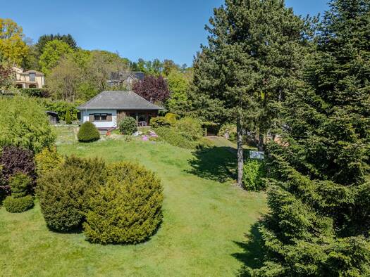 Einfamilienhaus zum Kauf 999.500 € 5 Zimmer 110 m² 2.319 m² Grundstück Langenhain Hofheim am Taunus 65719