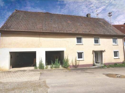 Einfamilienhaus zum Kauf 89.000 € 5 Zimmer 150 m² 437 m² Grundstück frei ab sofort Großtissen Bad Saulgau 88348