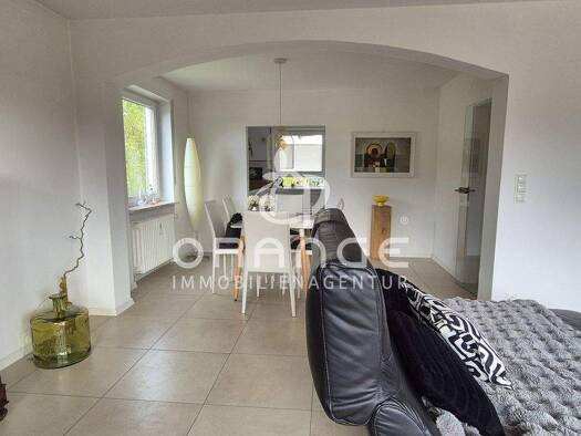 Wohnung zum Kauf 428.000 € 4 Zimmer 124 m² 1. Geschoss frei ab 01.05.2026 Undorf Nittendorf / Undorf 93152