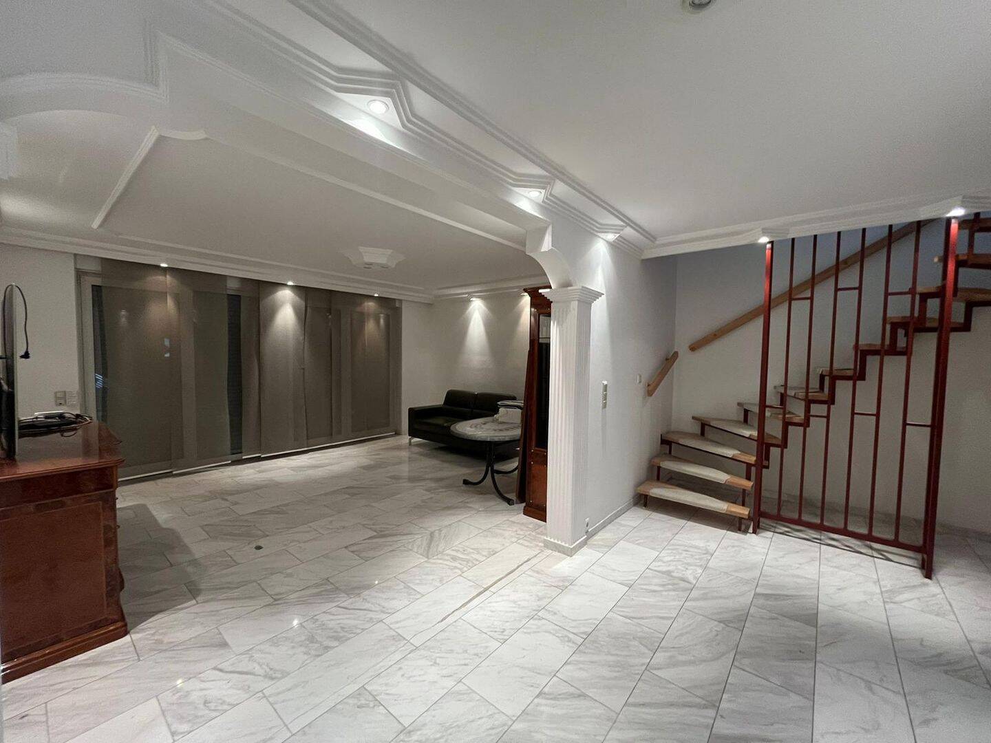 Property thumbnail 10