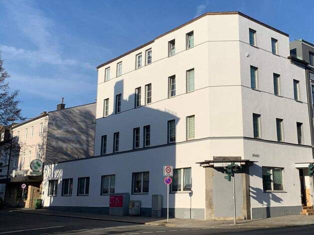 Mehrfamilienhaus zum Kauf als Kapitalanlage geeignet 1.940.000 € 1.692 m² 1.117 m² Grundstück Innenstadt Hof 95028