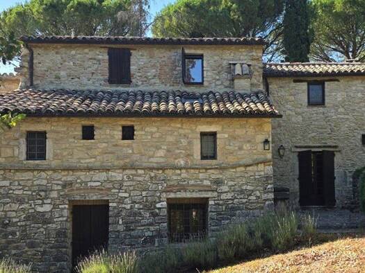 Haus zum Kauf 940.000 € 442 m² Civitella Del Lago 05023