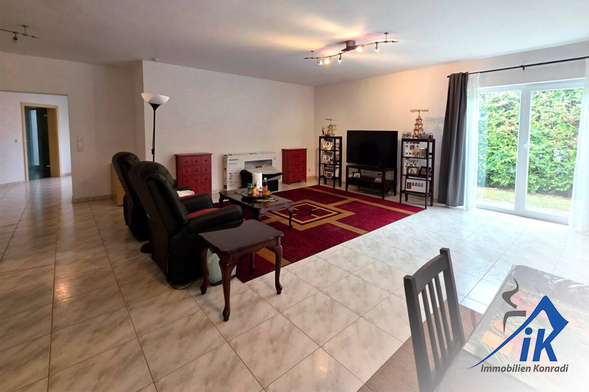 Immobilie in Steinwenden - IK | Obermohr: Großzügiger Bungalow für die ganze Familie! - Bild 1